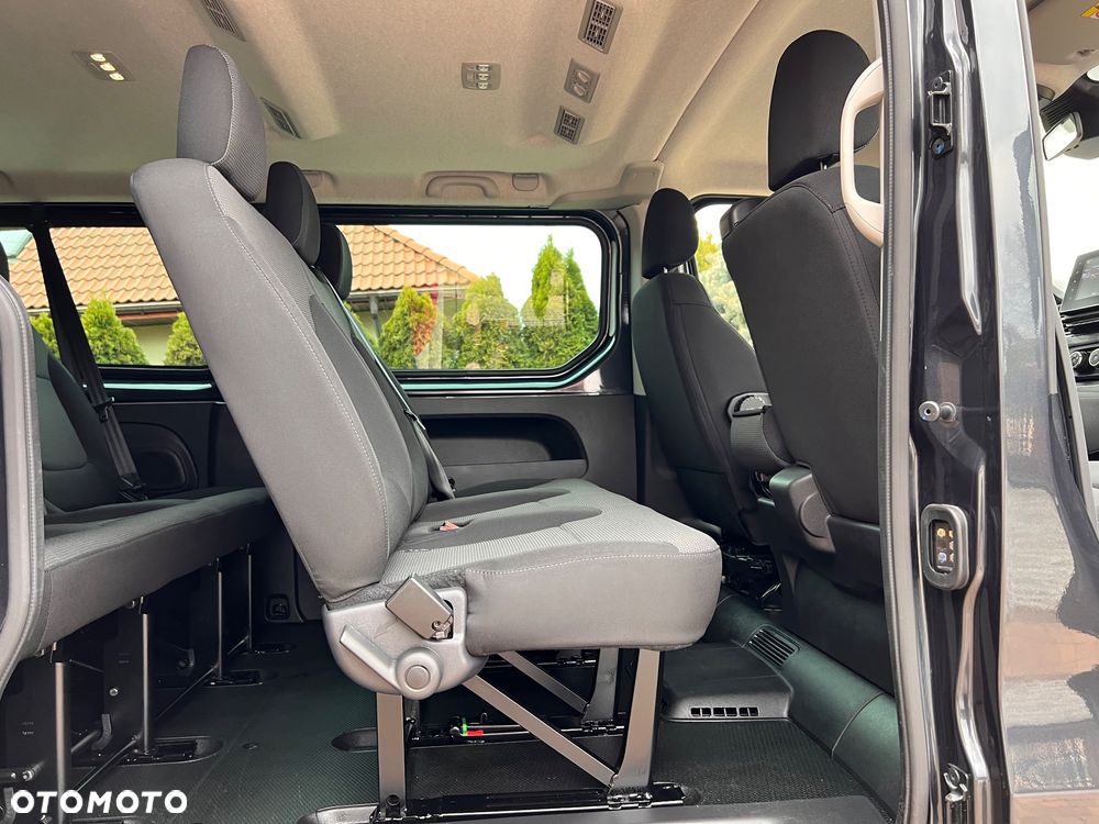 Renault Trafic 2.0 dCi EDC - 12