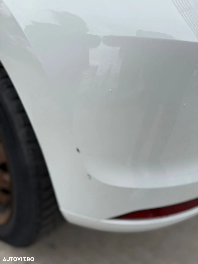 Volkswagen Polo 1.4 TDI CR Comfortline - 30