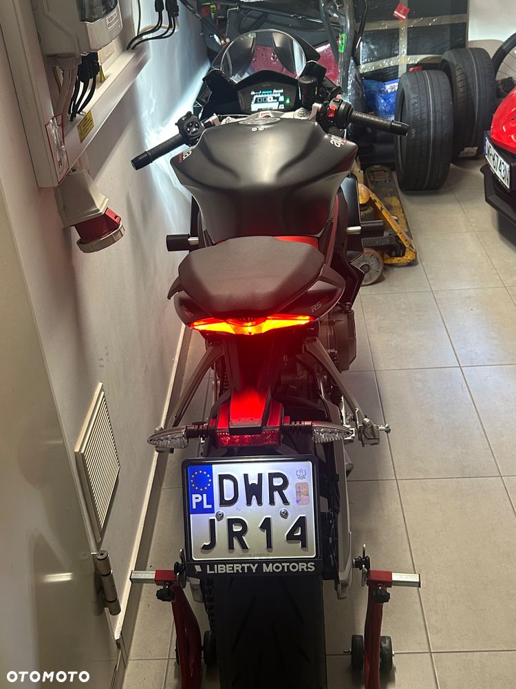 Aprilia RS - 9