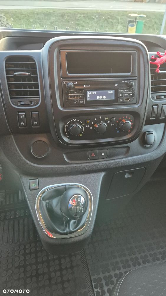 Opel Vivaro L2H1 2,9t Edition - 16