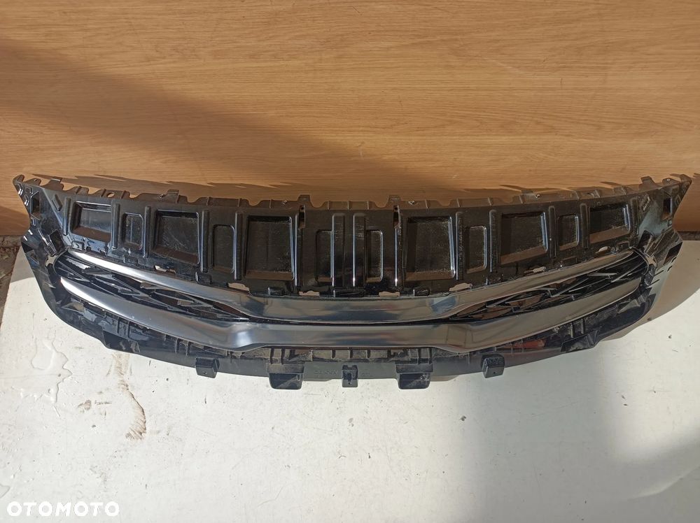 GRILL ATRAPA KIA CEED III GT LIFT 21- 86351-J70A0 - 2