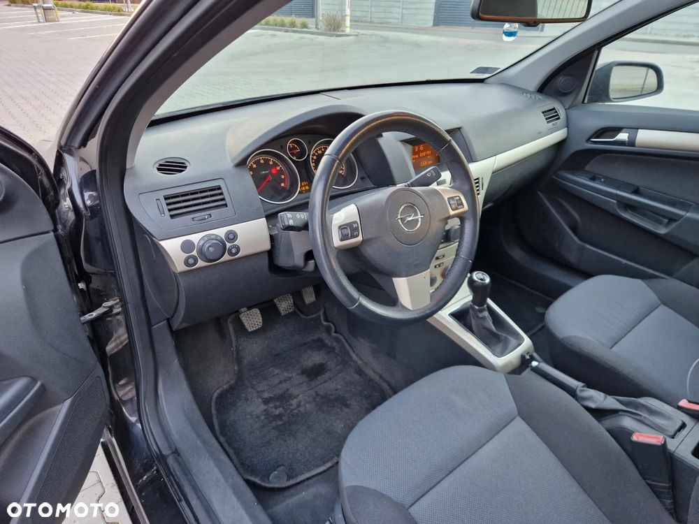 Opel Astra 1.6 Enjoy - 4