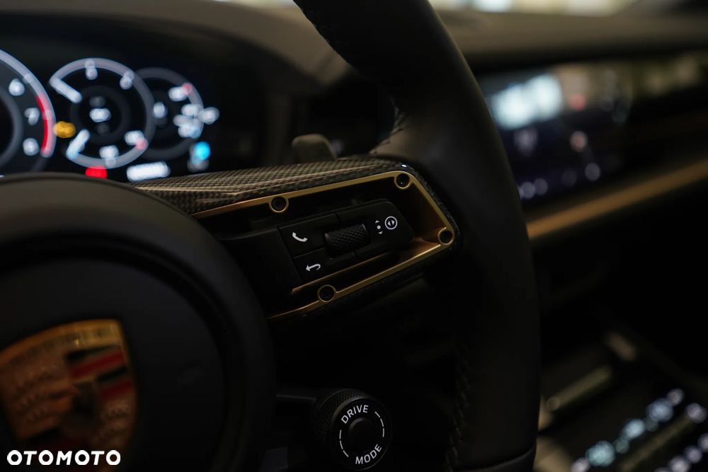 Porsche Cayenne Standard - 17