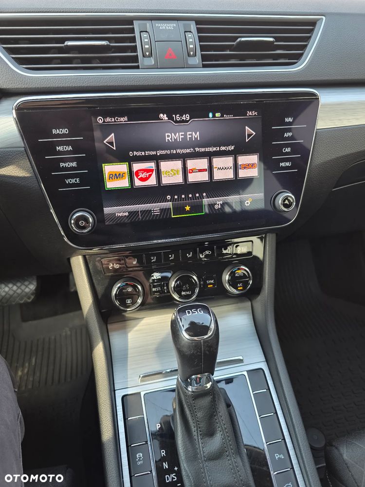 Skoda Superb 2.0 TDI SCR Ambition DSG - 11