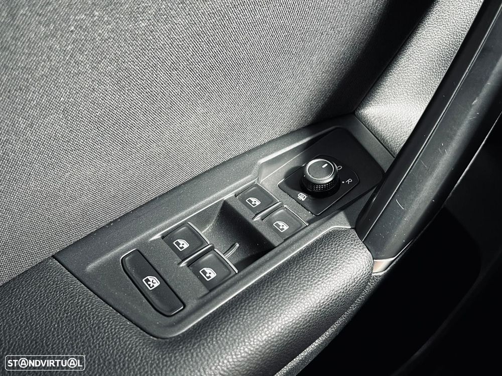 VW Tiguan 2.0 TDI Confortline DSG - 36