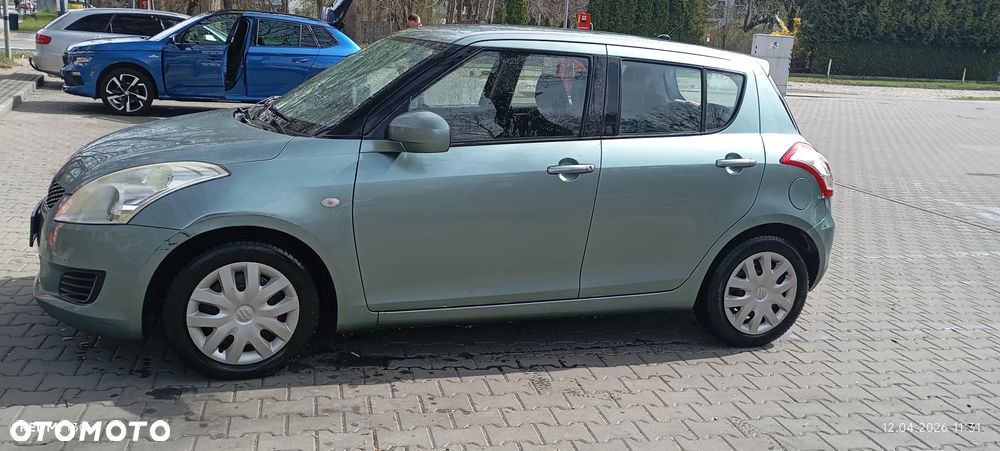 Suzuki Swift - 7