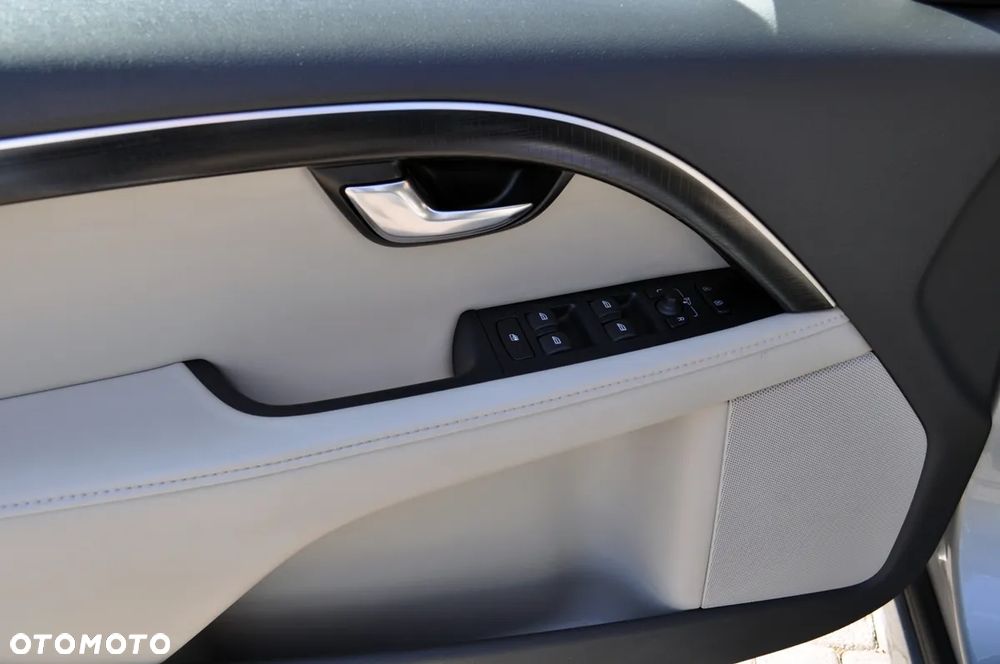 Volvo S80 D5 Summum - 17