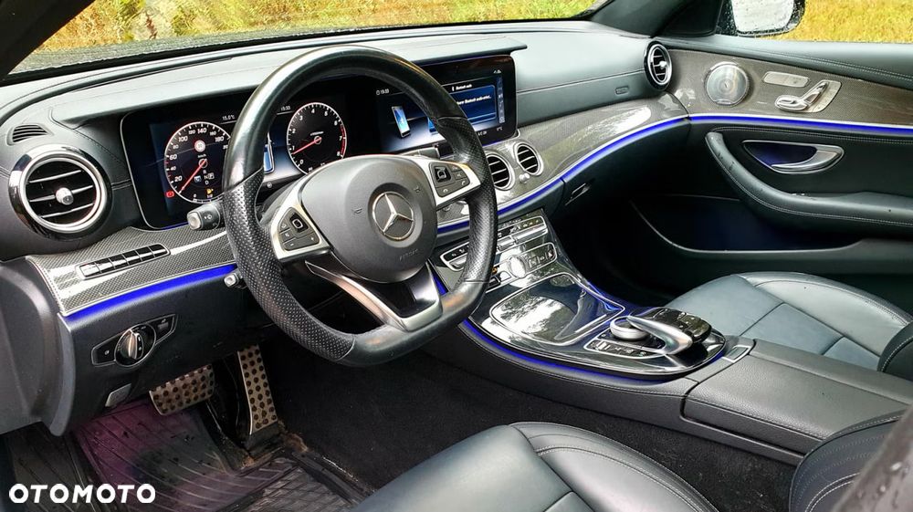 Mercedes-Benz Klasa E 200 9G-TRONIC AMG Line - 29