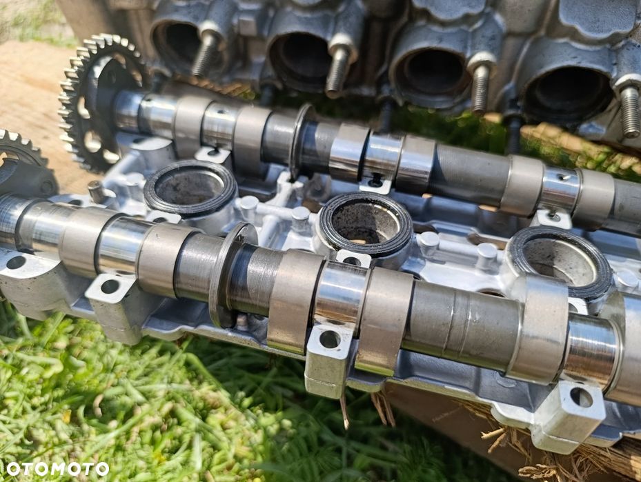 Głowica wałki rozrządu silnika cylindra Yamaha R6 99-02r 5eb  B4 - 2