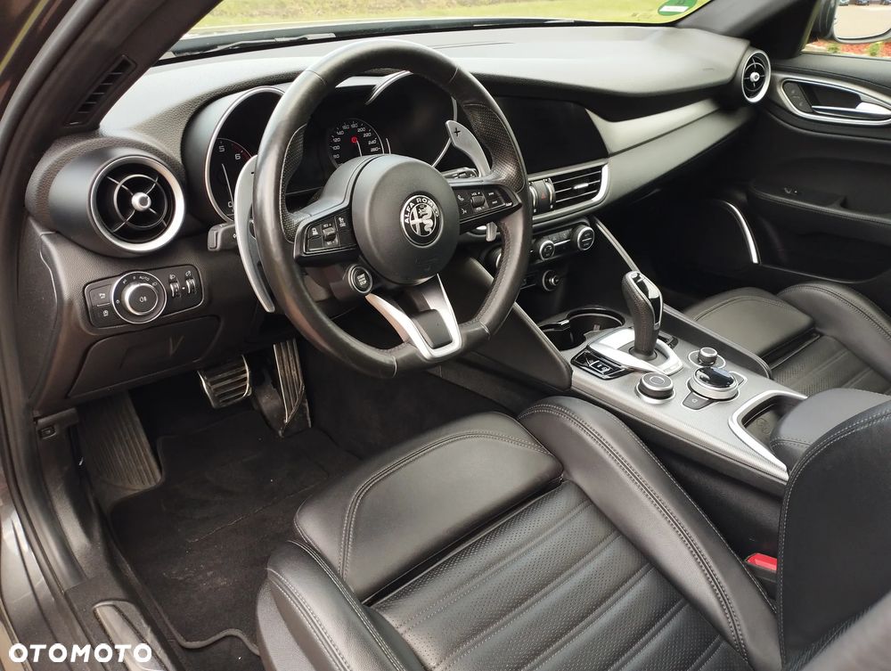 Alfa Romeo Giulia 2.0 Turbo Sprint - 14