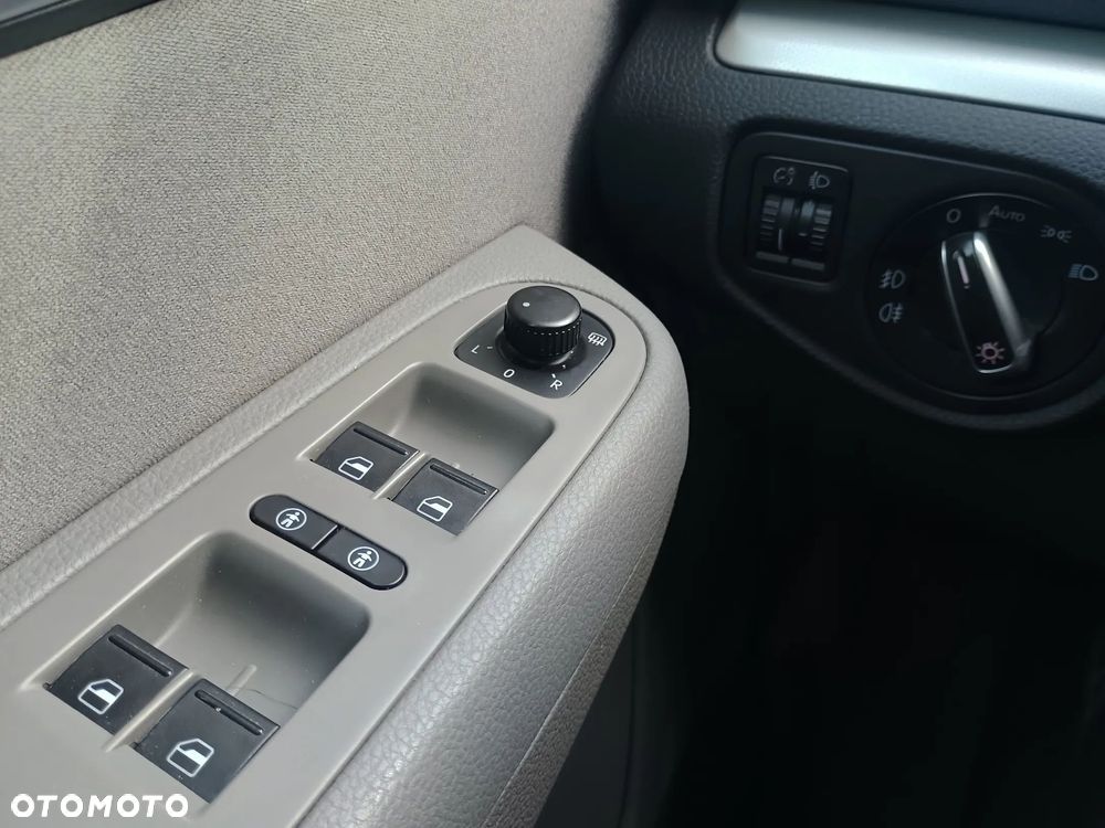 Seat Alhambra - 17