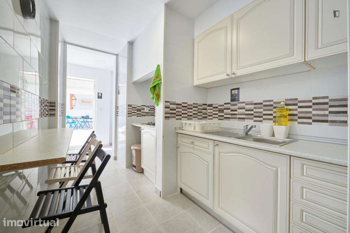 Quarto - localizado em Arroios Lisbon - Grande imagem: 3/36