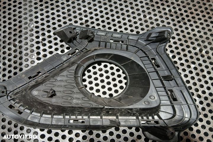 Grila proiector dreapta 86528-B9000 86528-B9000 Hyundai i10 2 [faceli - 2