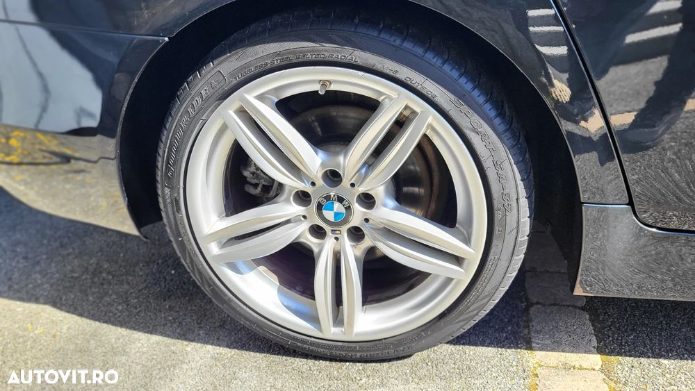 BMW Seria 5 520d xDrive Aut. - 30