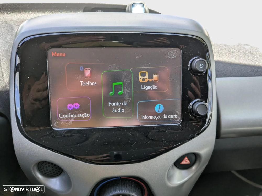 Toyota Aygo 1.0 X-Play - 11
