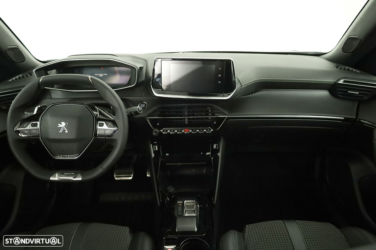 Peugeot 2008 1.2 PureTech GT EAT8 - 7