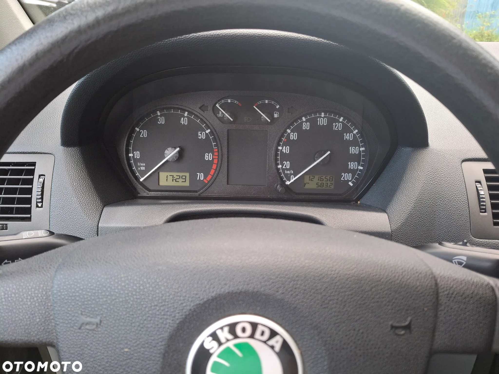 Skoda Fabia 1.2 HTP Basis - 7