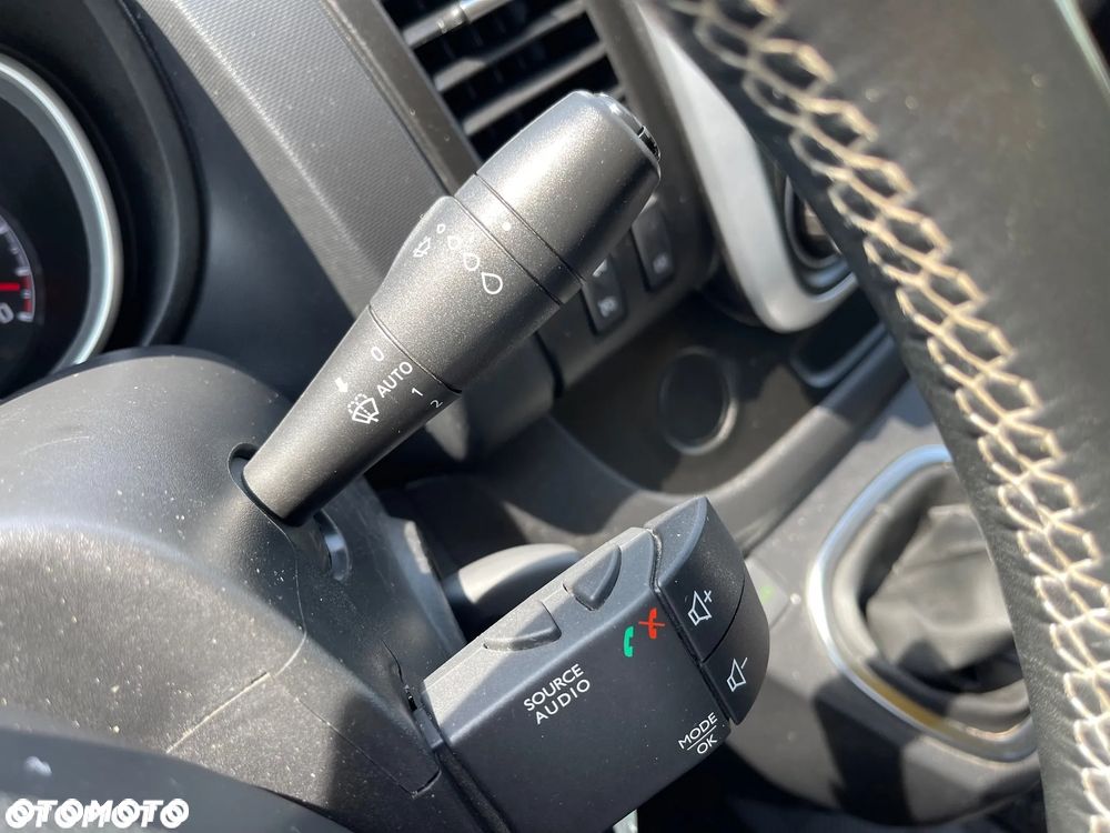 Renault Trafic - 26