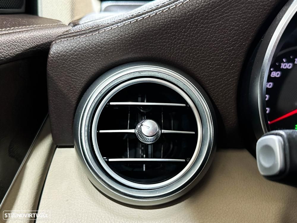 Mercedes-Benz GLC 300 e 4Matic 9G-TRONIC Edition AMG Line - 48