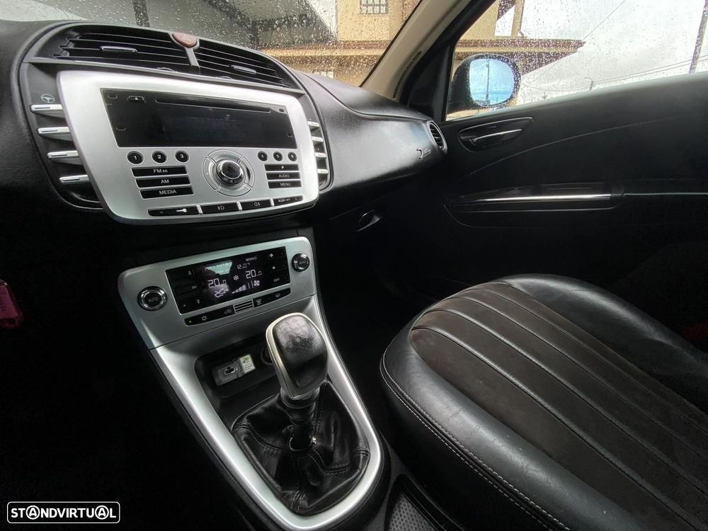 Lancia Delta 1.6 M-Jet Platino - 6