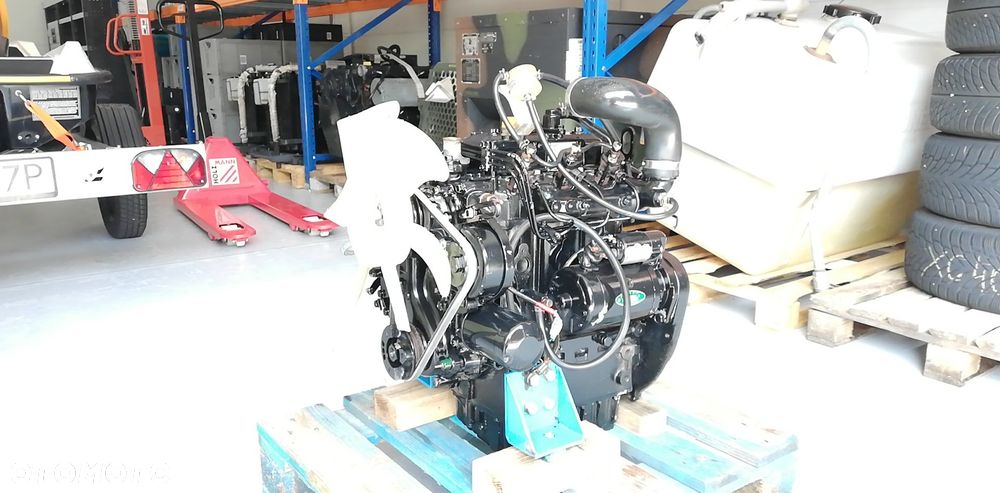 SILNIK YANMAR 3T75HL HKSA 18.6kW/3400rpm 1,126L 7724 zł netto - 3