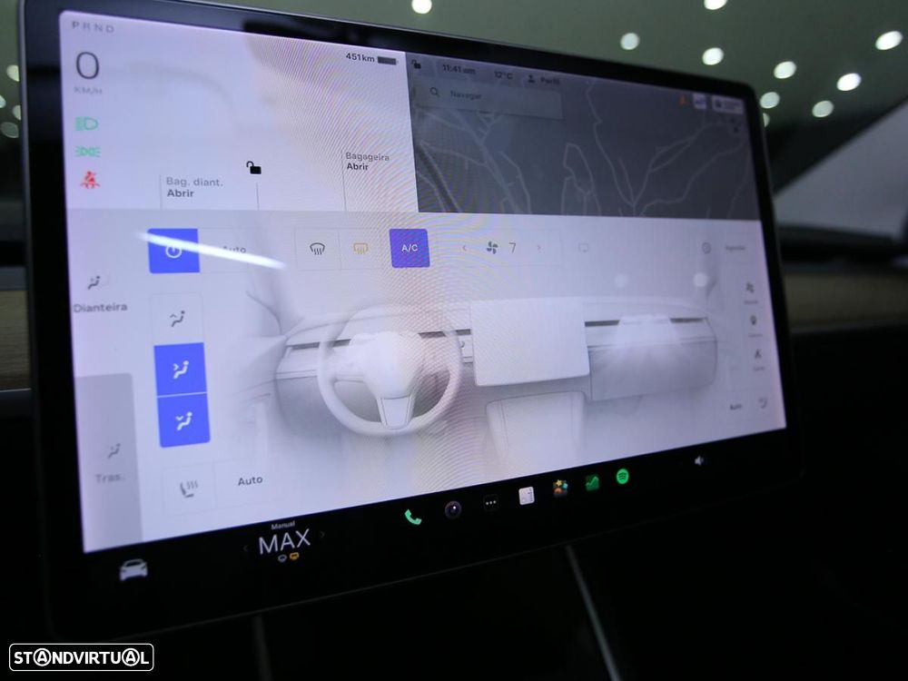 Tesla Model 3 Long-Range Dual Motor AWD - 18