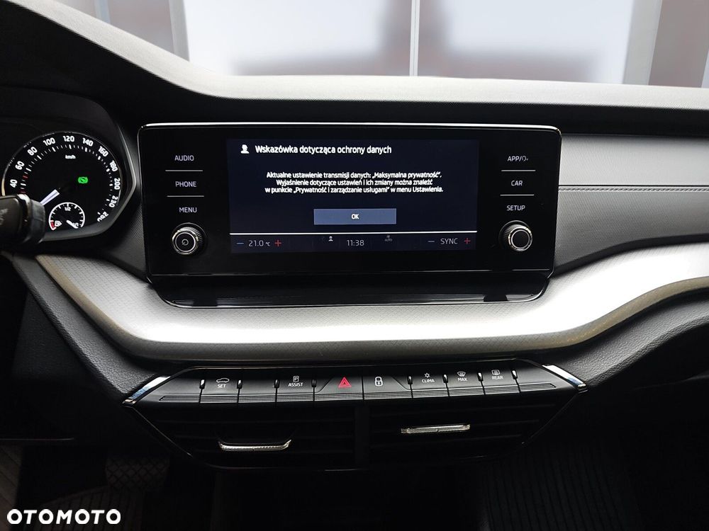 Skoda Octavia 2.0 TDI Ambition DSG - 18