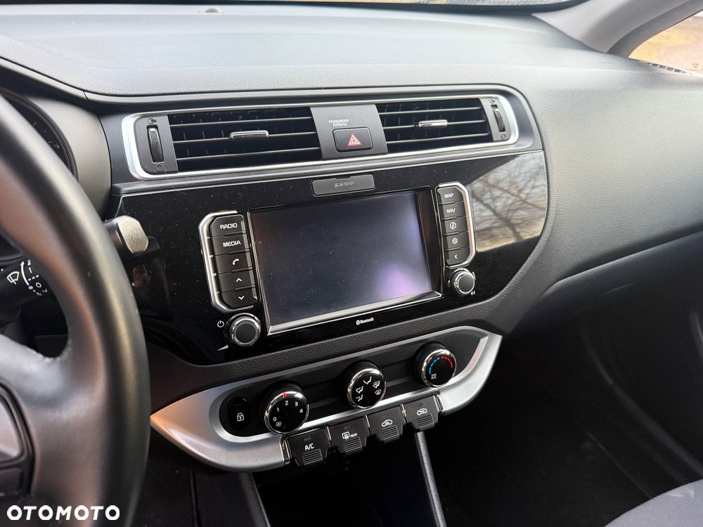 Kia Rio 1.2 Edition 7 - 23