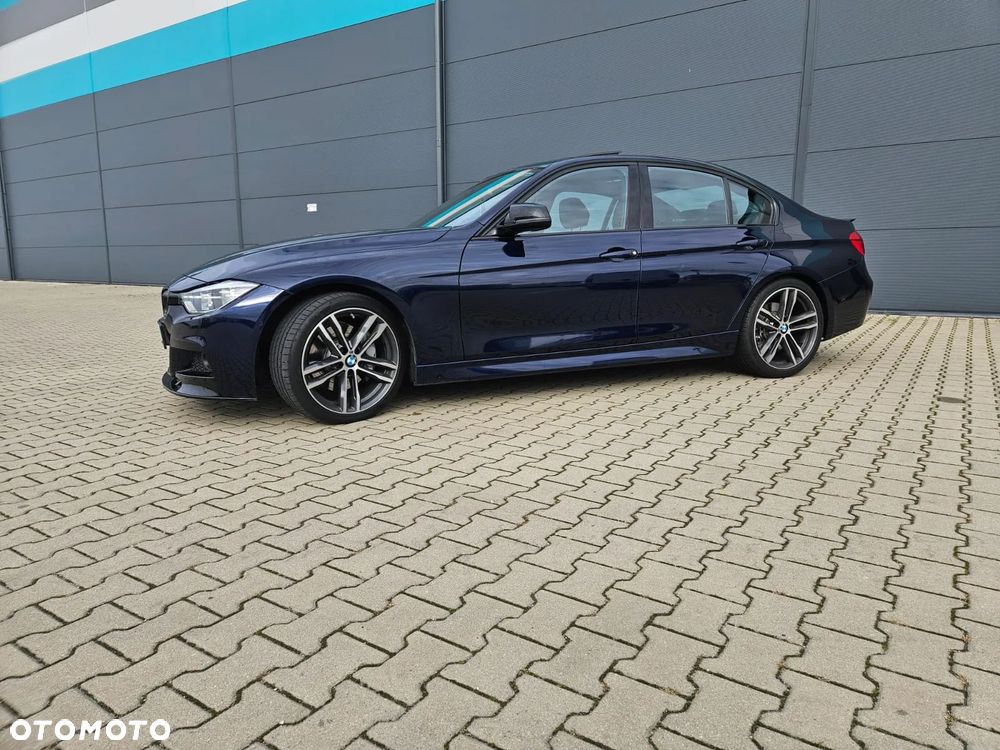 BMW Seria 3 340i M Sport - 14