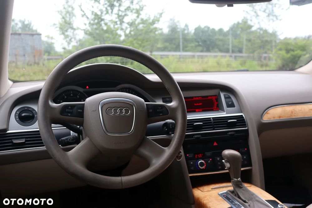 Audi A6 Avant - 27