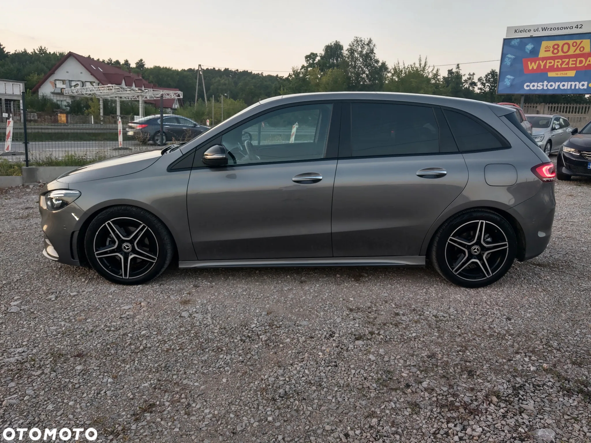 Mercedes-Benz Klasa B 200 d AMG Line 8G-DCT - 6