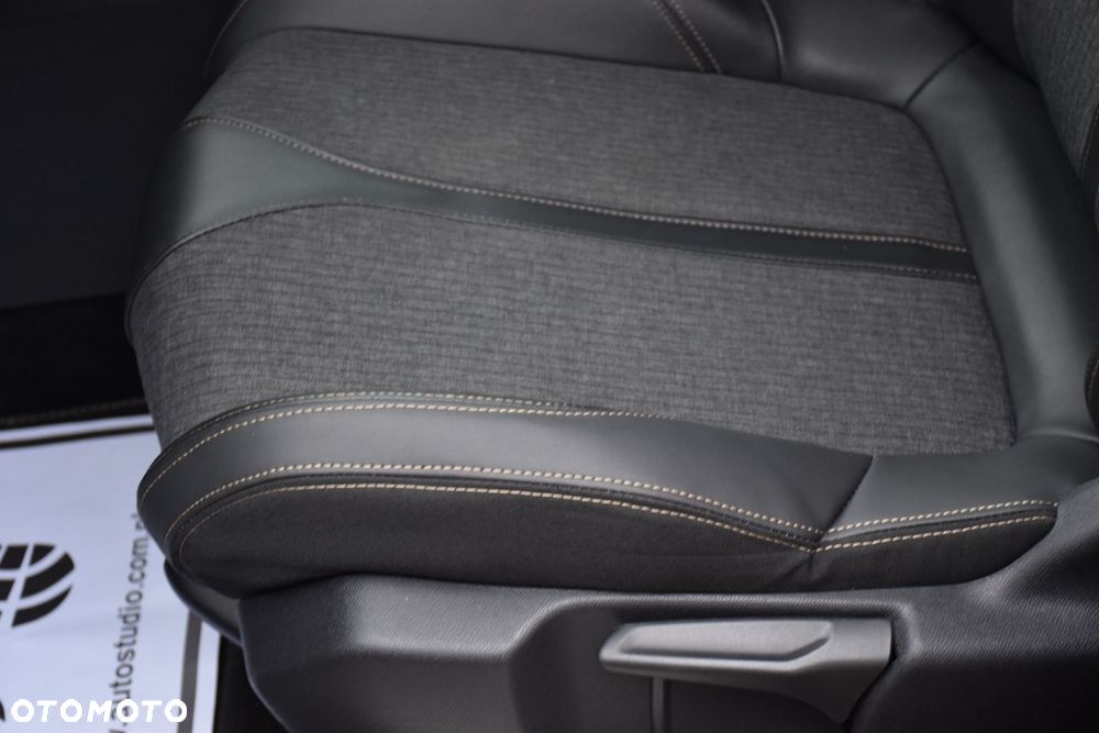 Peugeot 5008 2.0 BlueHDI GT S&S EAT8 - 18