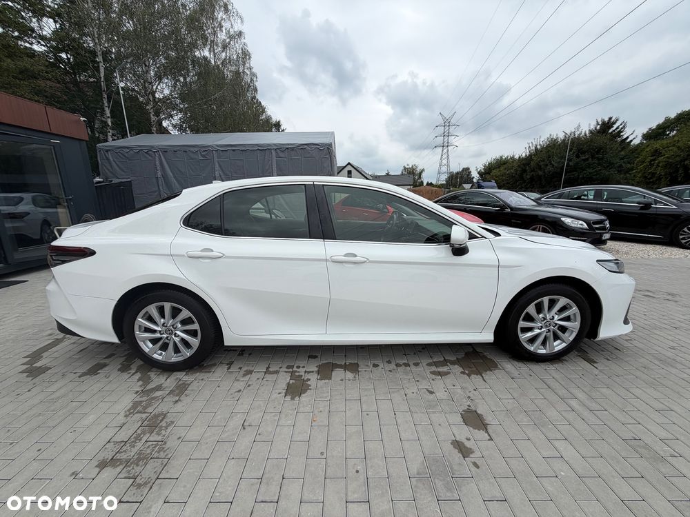 Toyota Camry 2.5 Hybrid Comfort CVT - 12