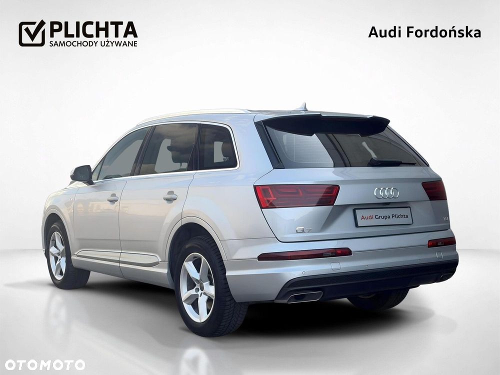 Audi Q7 - 4