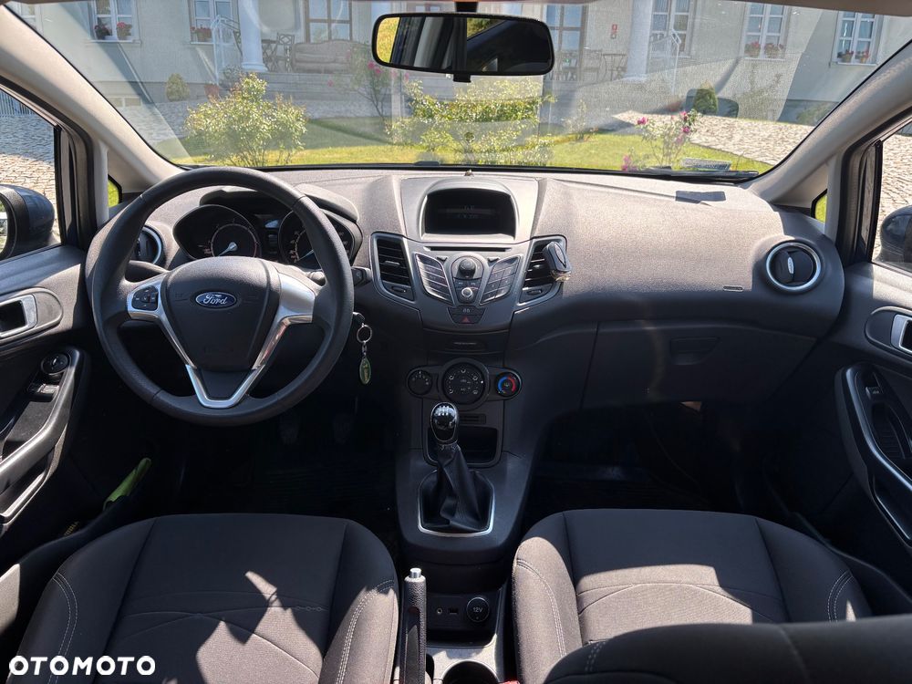 Ford Fiesta - 10