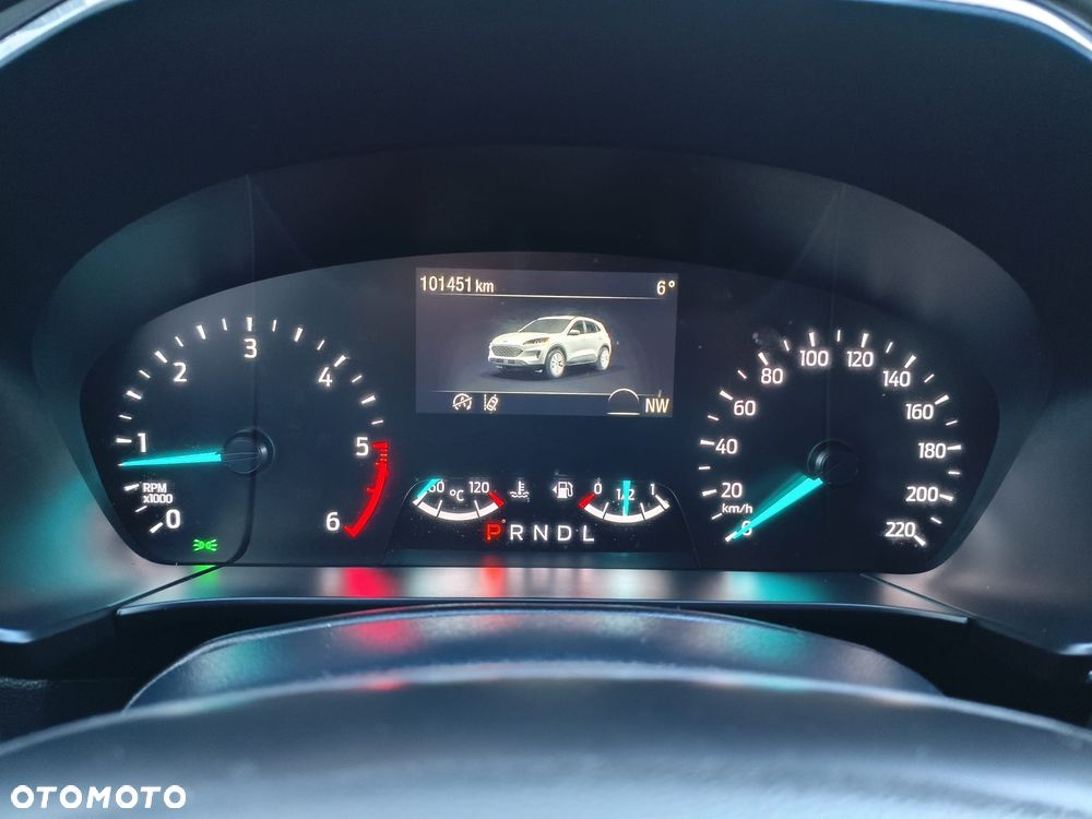 Ford Kuga 1.5 EcoBlue TITANIUM - 25