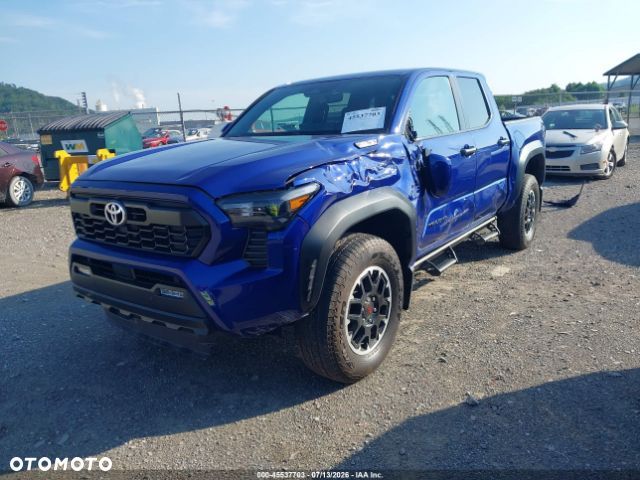 Toyota Tacoma - 3