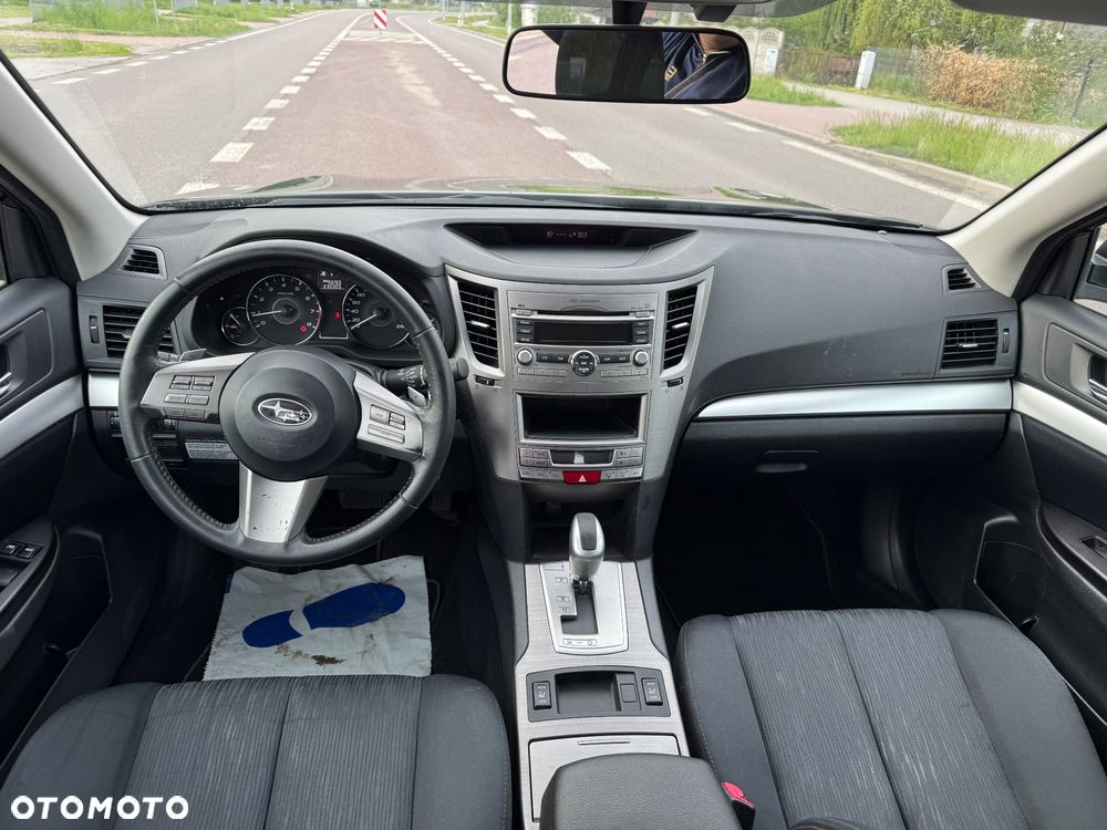 Subaru Legacy 2.0i Lineartronic Trend - 13