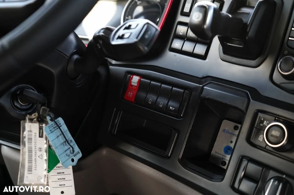 Scania S 580 / V8 / EDIȚIE LIMITATĂ ORIGINALĂ / NR. 010 / RETARDER / I-PARK COOL / AER COMPLET MATIC / PIELE / EXPRESS / - 28