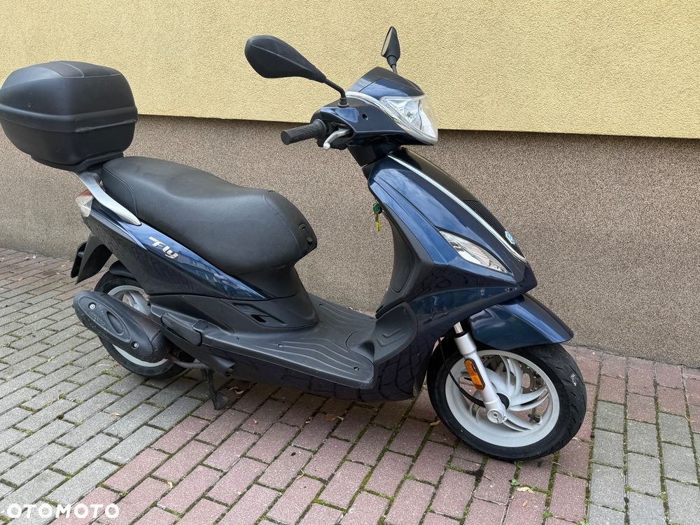 Piaggio FLY - 16