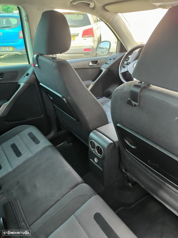 VW Tiguan 1.4 TSI Sport 4Motion - 12