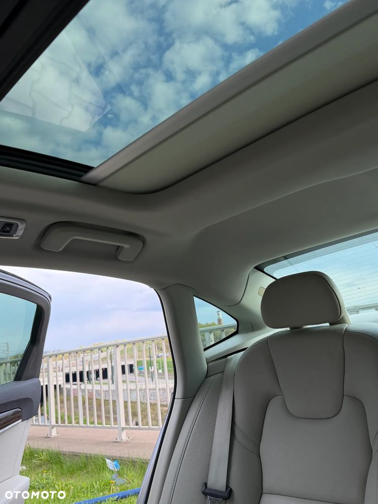 Volvo S90 T6 AWD Geartronic Momentum - 26