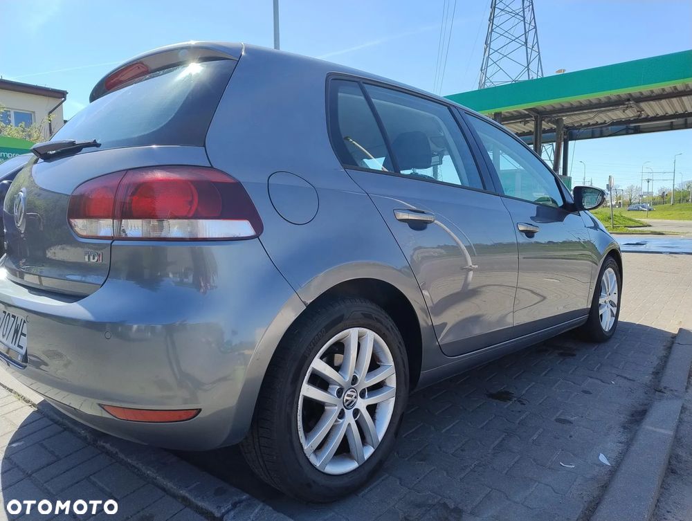 Volkswagen Golf VI 1.6 TDI Comfortline - 5