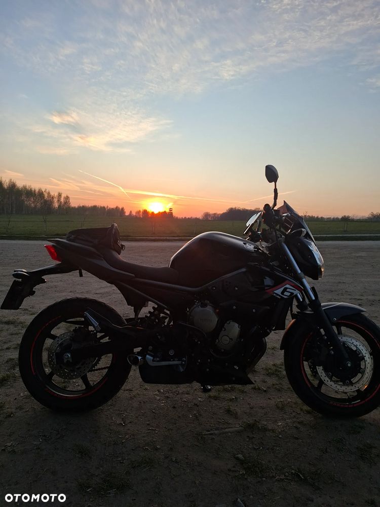 Yamaha XJ - 18