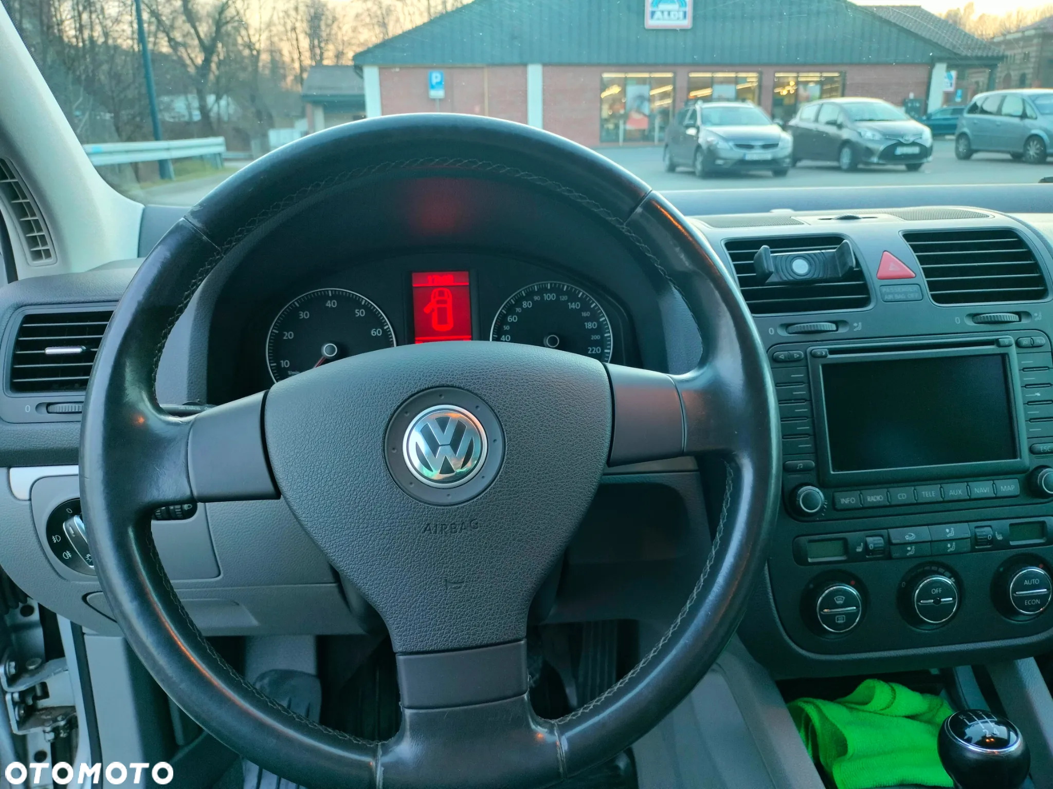 Volkswagen Golf V 1.6 Sportline - 15