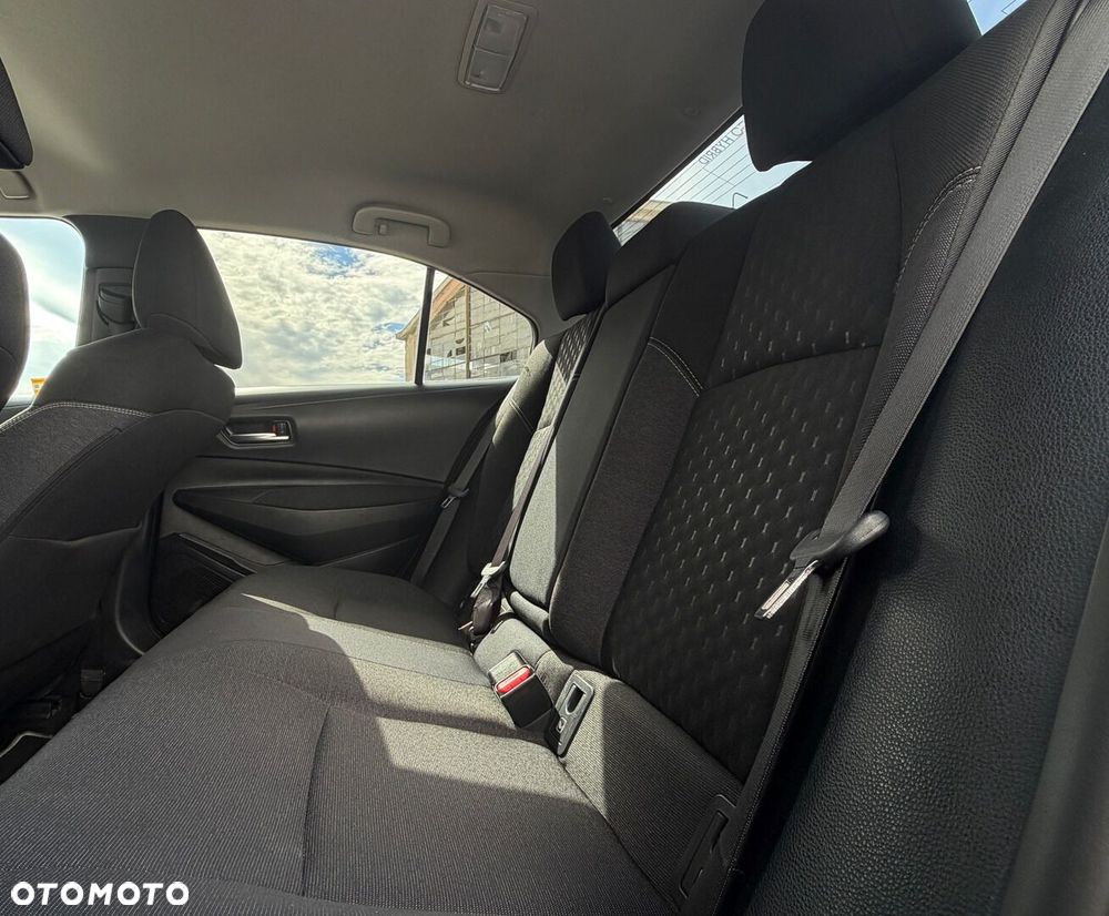 Toyota Corolla 1.8 Hybrid Style - 24