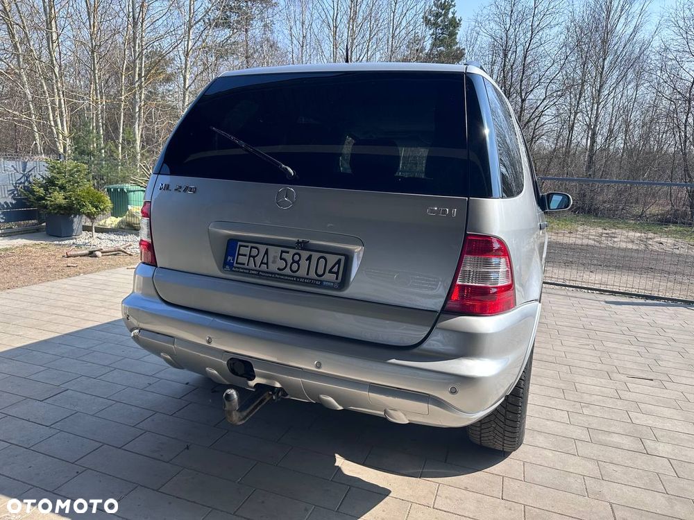 Mercedes-Benz ML - 4