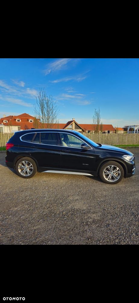 BMW X1 xDrive25i xLine sport - 13