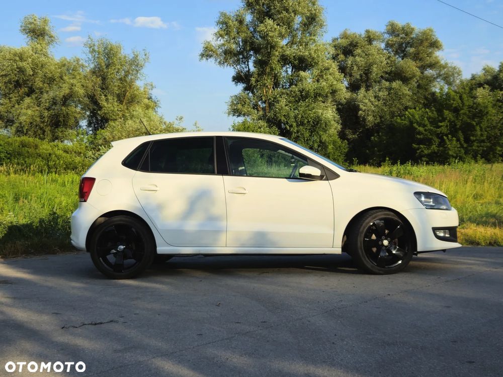 Volkswagen Polo 1.6 TDI Comfortline - 9