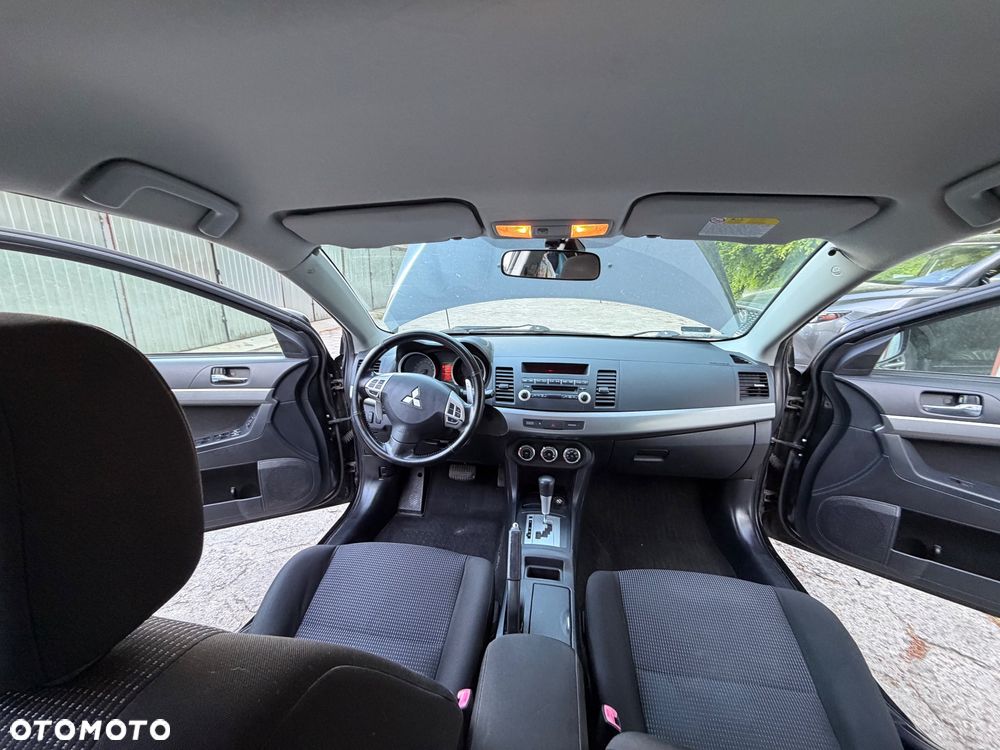 Mitsubishi Lancer 1.8 Invite CVT - 9